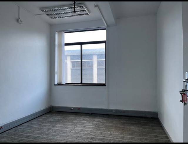 BUSINESS PROPERTY TO RENT IN RETREAT
